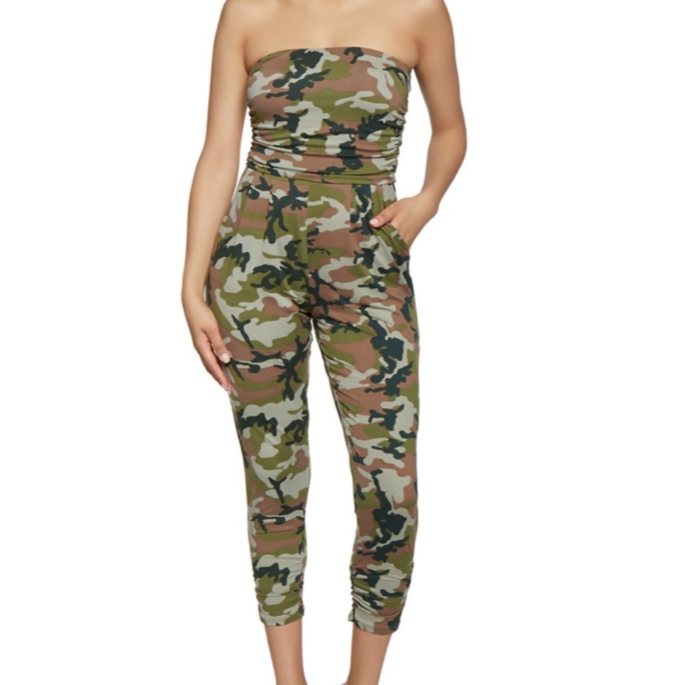 Beautiful strapless green camouflage jumpsuit